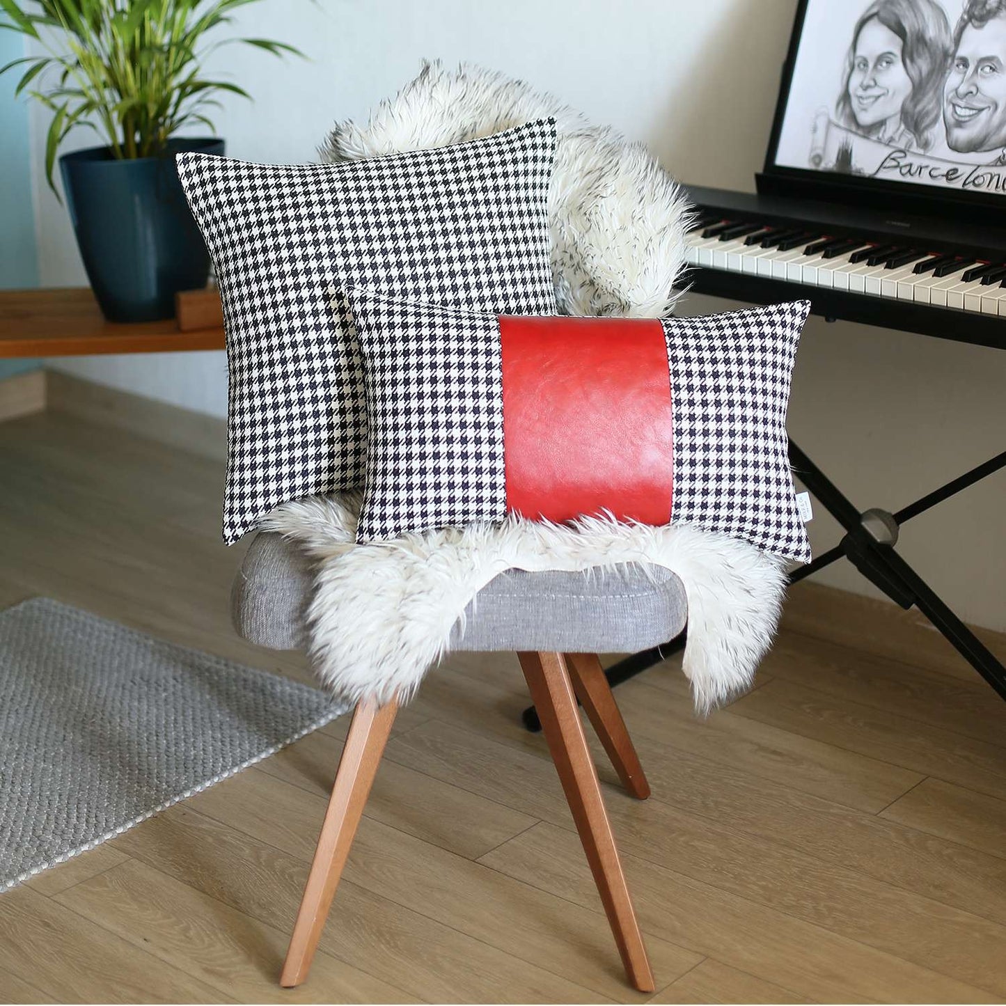 18" X 18" Grey Houndstooth Zippered Handmade Polyester Throw Pillow Cover