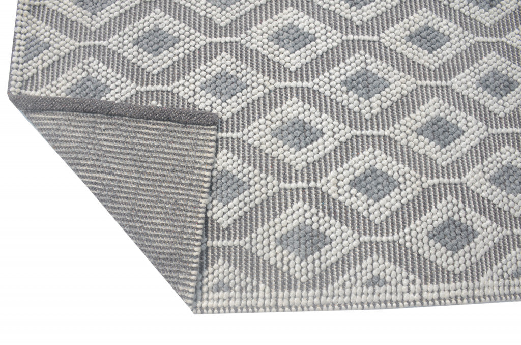 6' X 9' Gray and Ivory Geometric Handmade Area Rug