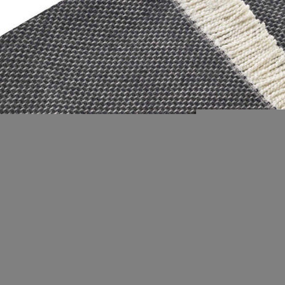 Soft Dark Gray Links Pattern Throw Blanket