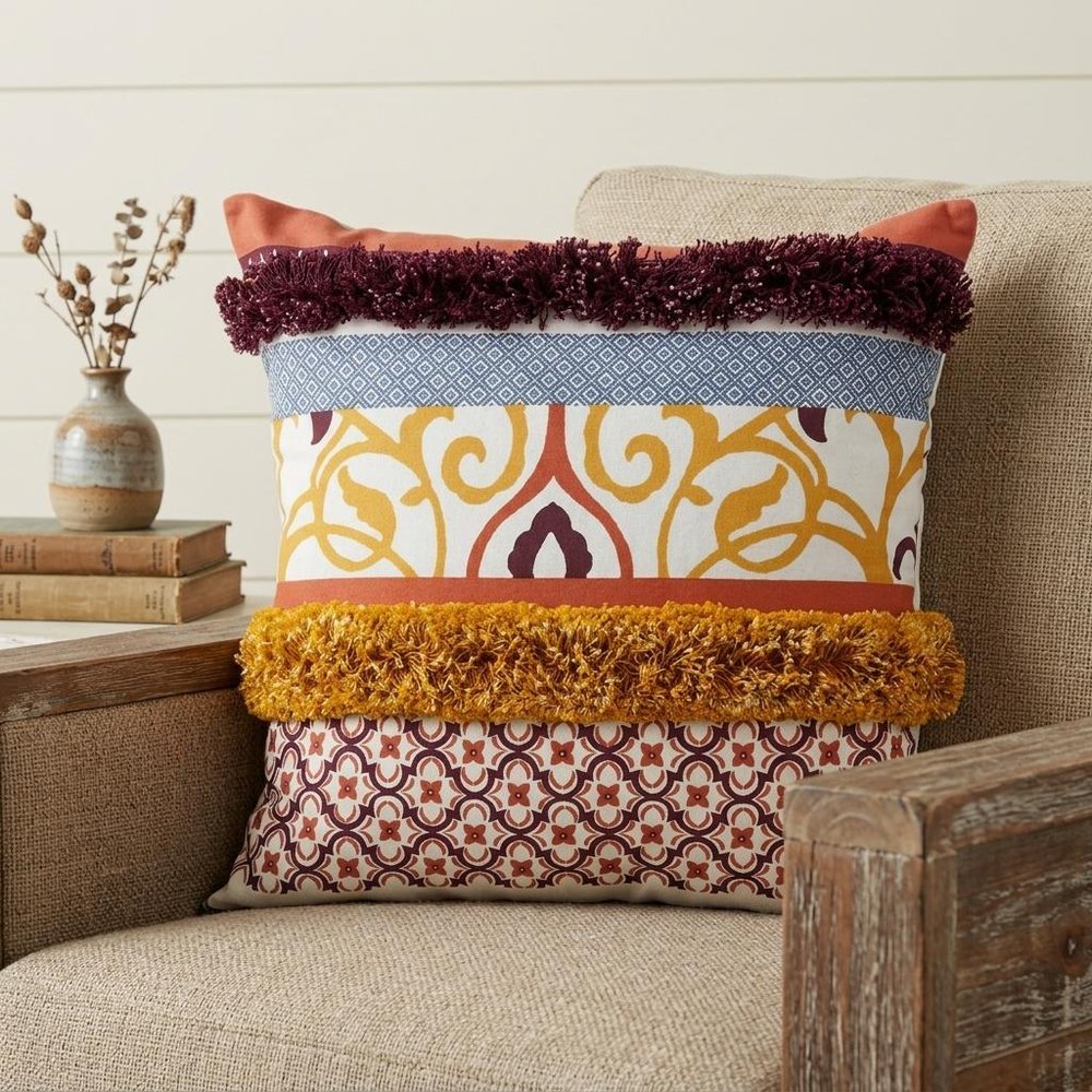 20" Quatrefoil Cotton Throw Pillow