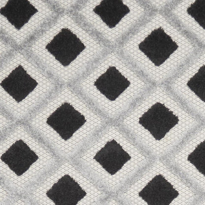 10' Black And White Indoor Outdoor Runner Rug