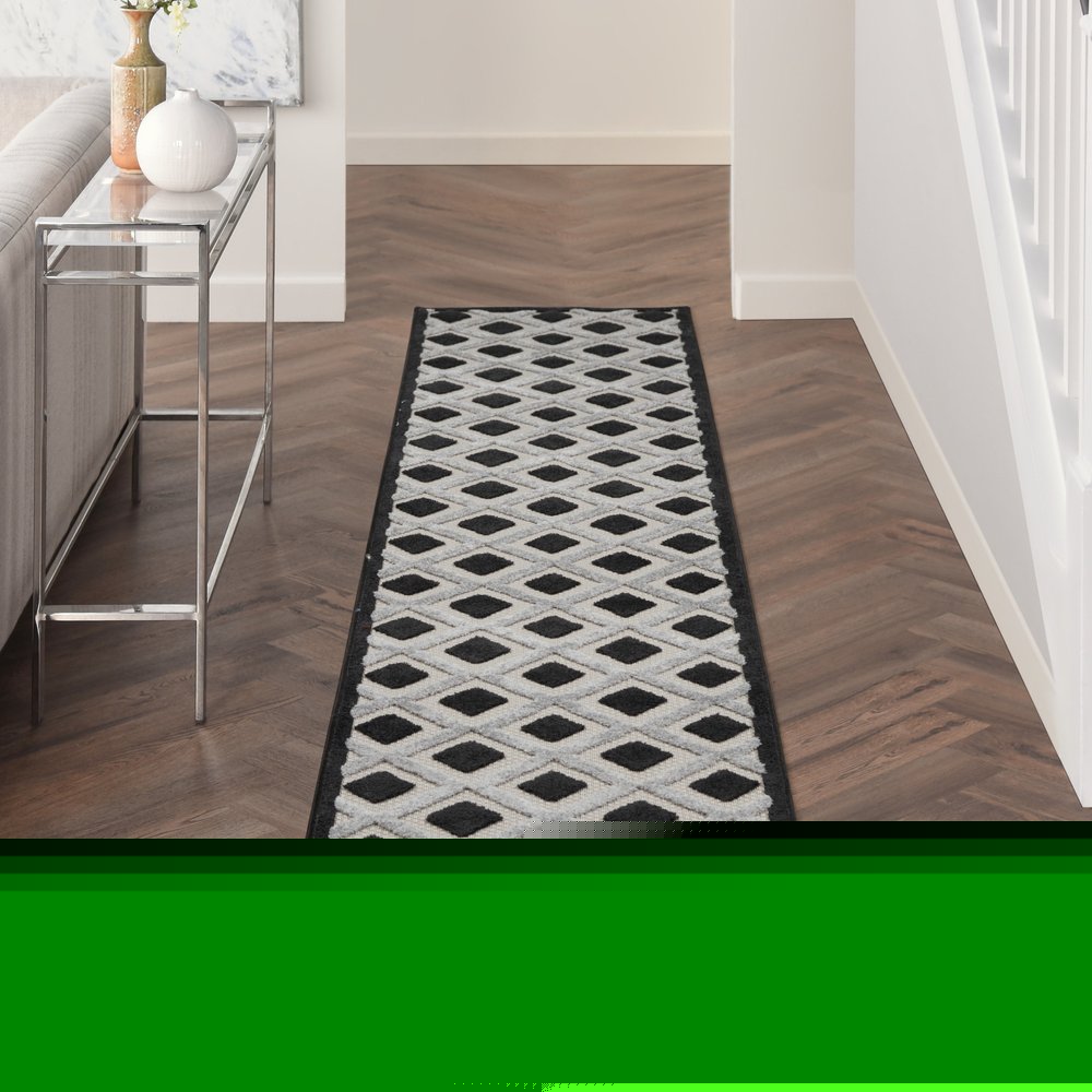 12' Black And White Indoor Outdoor Runner Rug