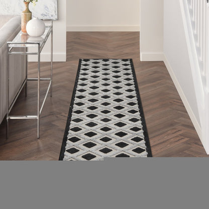 12' Black And White Indoor Outdoor Runner Rug