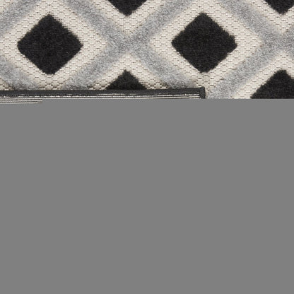 12' Black And White Indoor Outdoor Runner Rug