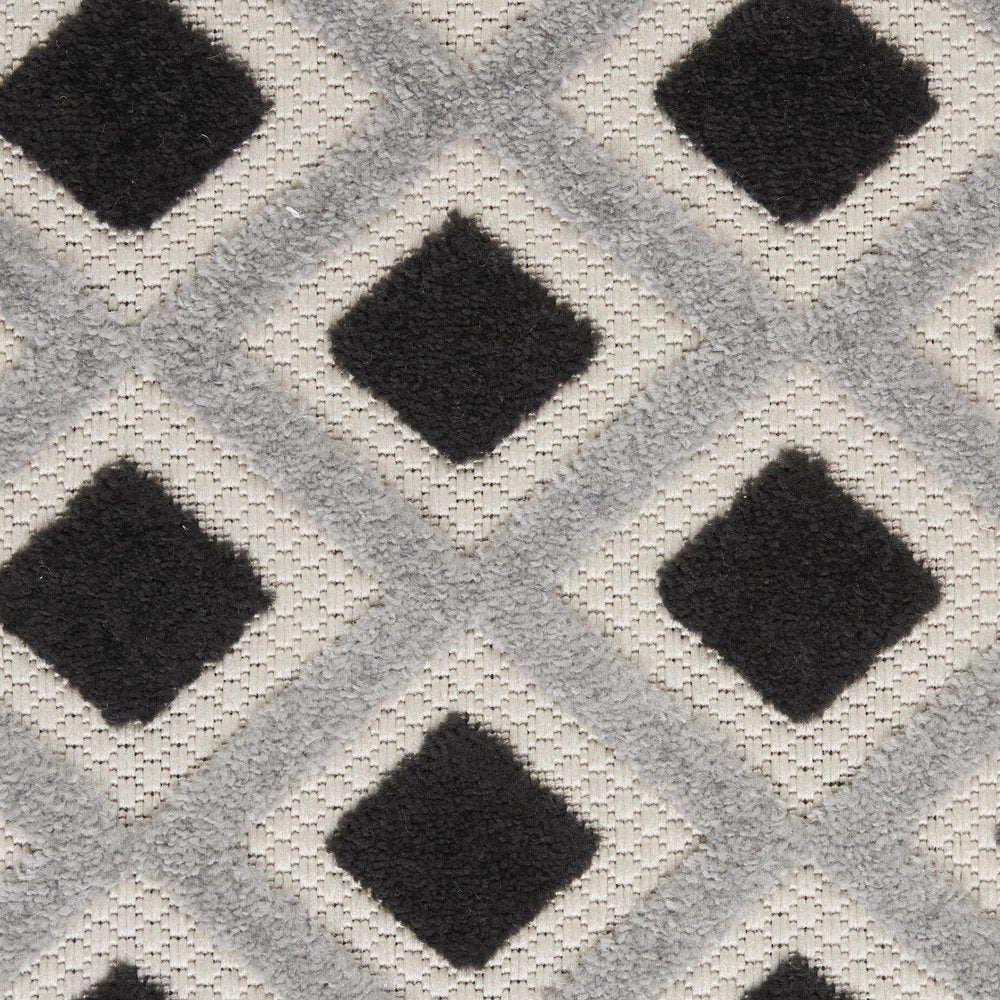 8' Black And White Indoor Outdoor Runner Rug