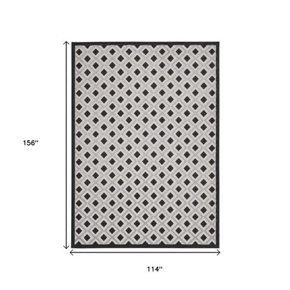 10' X 13' Black And White Indoor Outdoor Area Rug