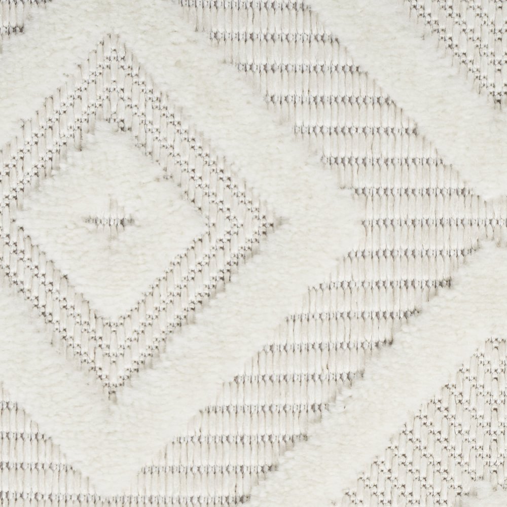 5' X 7' Ivory Indoor Outdoor Area Rug