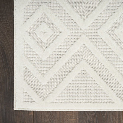 6' X 9' Ivory Indoor Outdoor Area Rug