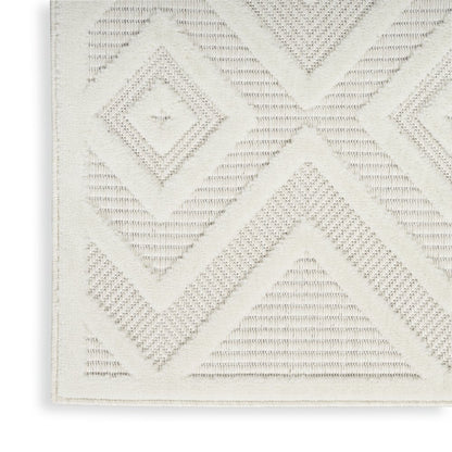 6' X 9' Ivory Indoor Outdoor Area Rug