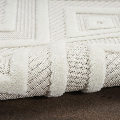 6' X 9' Ivory Indoor Outdoor Area Rug