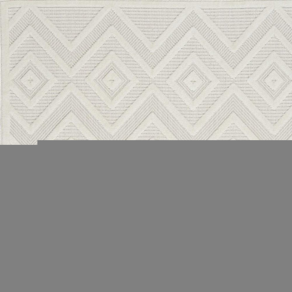 6' X 9' Ivory Indoor Outdoor Area Rug