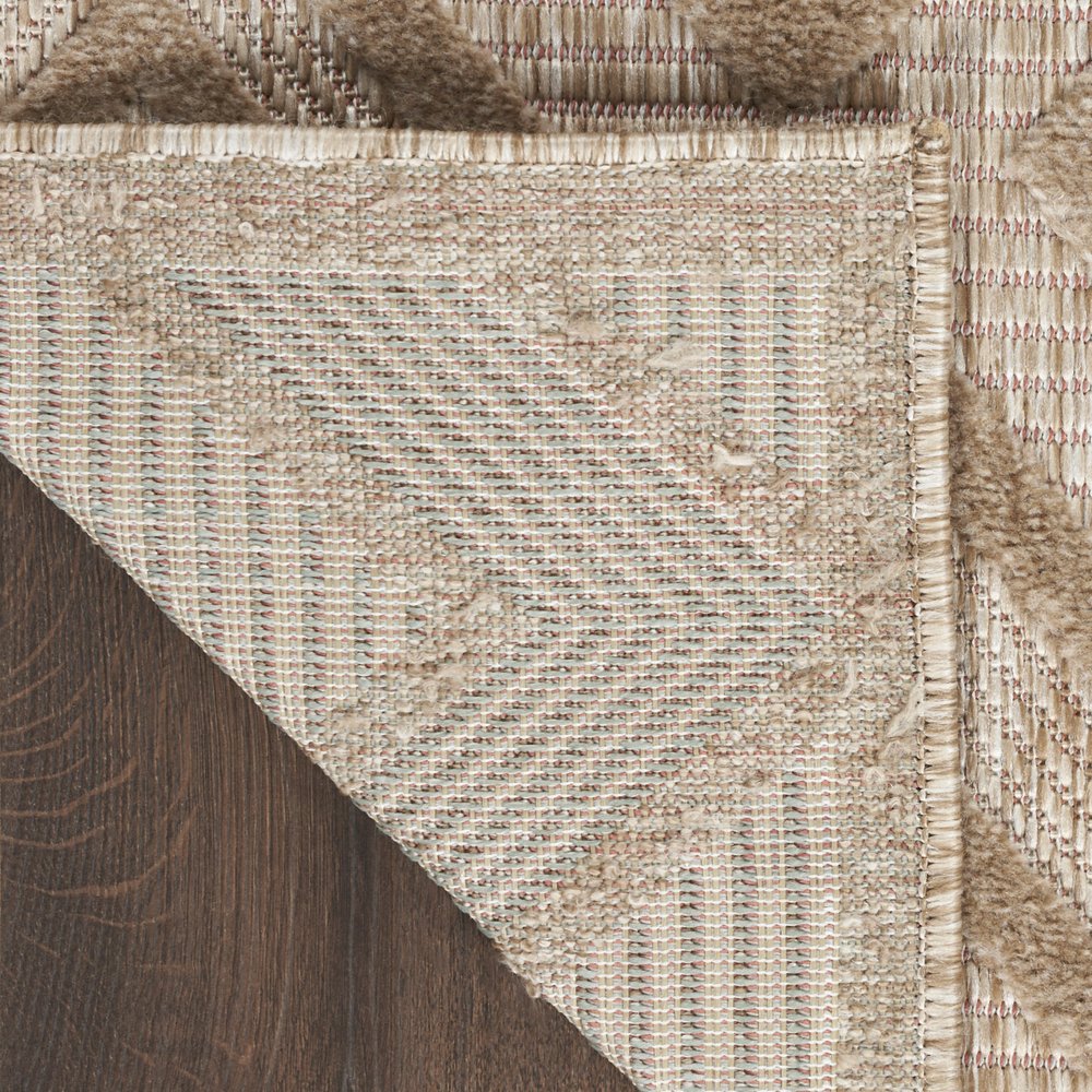 5' X 7' Beige Indoor Outdoor Area Rug