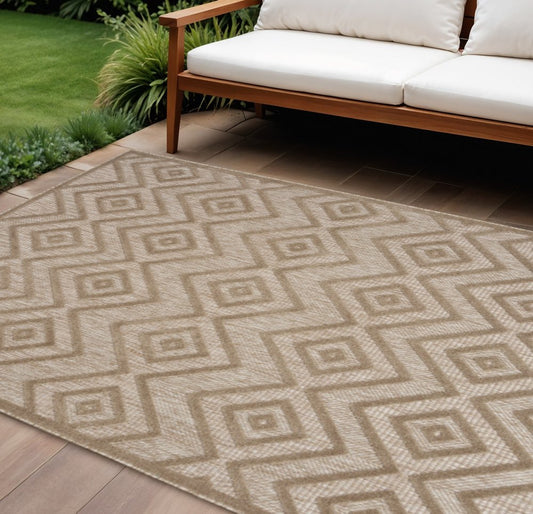 6' X 9' Beige Indoor Outdoor Area Rug