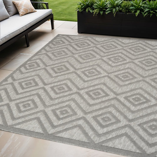 5' X 7' Gray Indoor Outdoor Area Rug