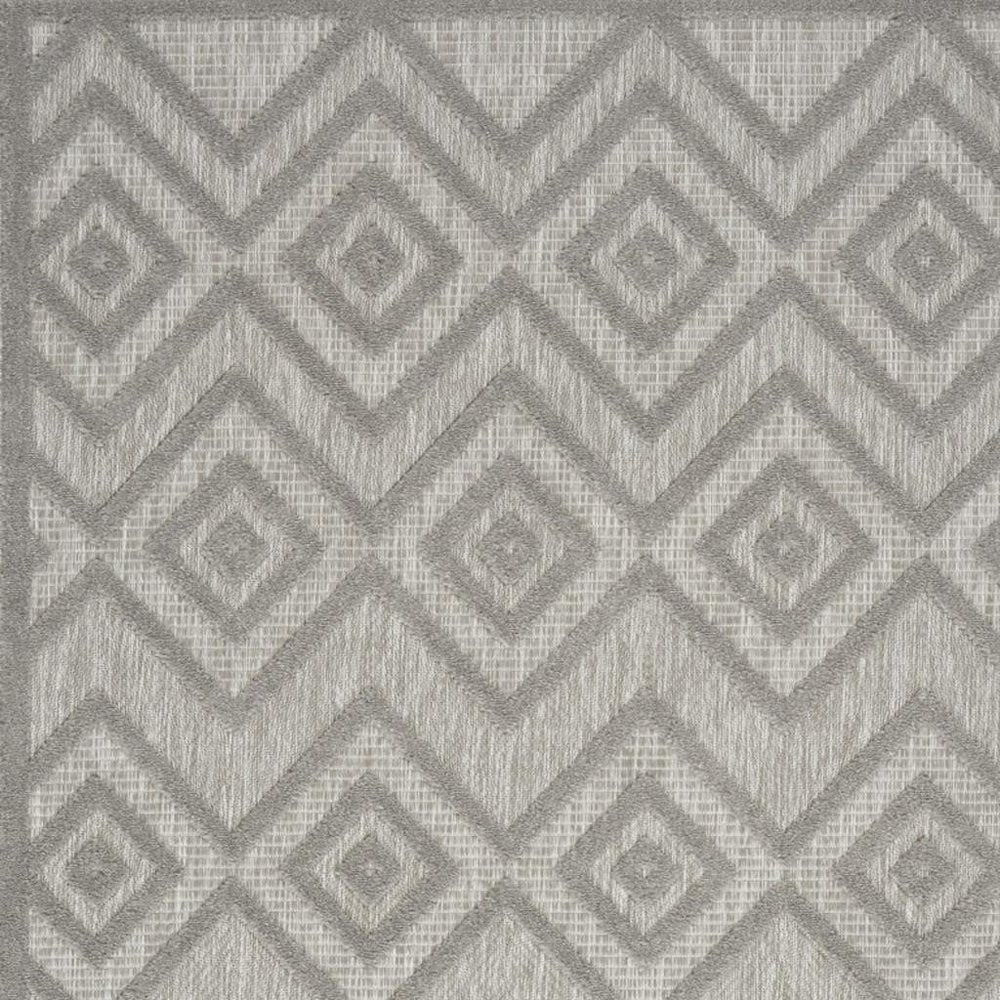 5' X 7' Gray Indoor Outdoor Area Rug