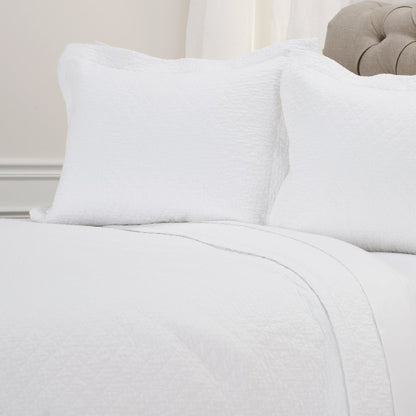 White Checkered King Quilt