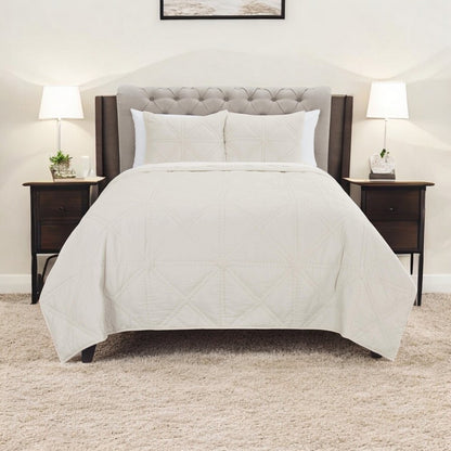 Set of Three Ivory Geometric Queen Quilt