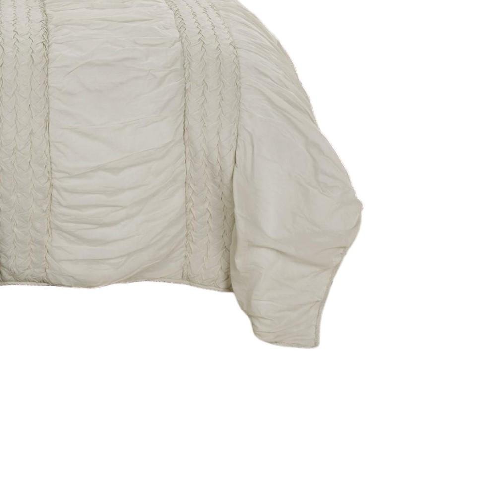 Ivory Geometric Quilt
