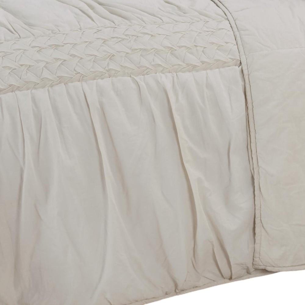 Ivory Geometric Quilt