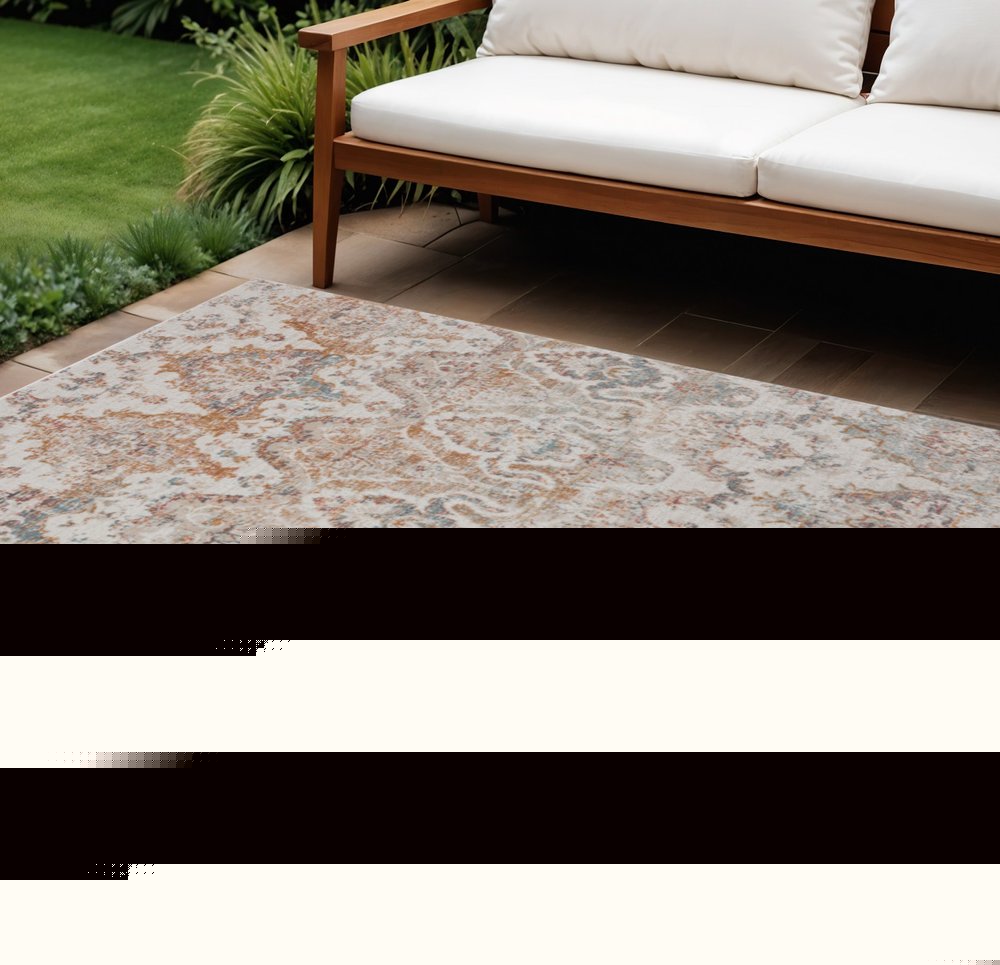 8' X 10' Beige Indoor Outdoor Area Rug