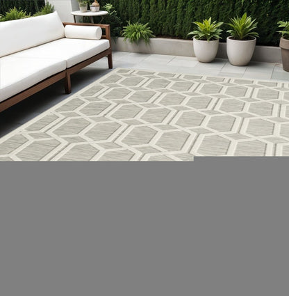 5' X 7' Gray And Ivory Geometric Stain Resistant Indoor Outdoor Area Rug