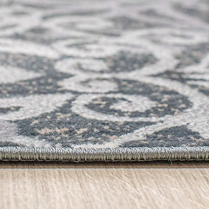 8' X 10' Ivory And Slate Gray Medallion Area Rug