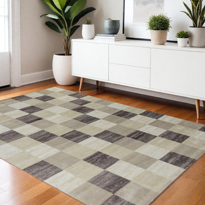 4' X 6' Beige And Brown Geometric Area Rug