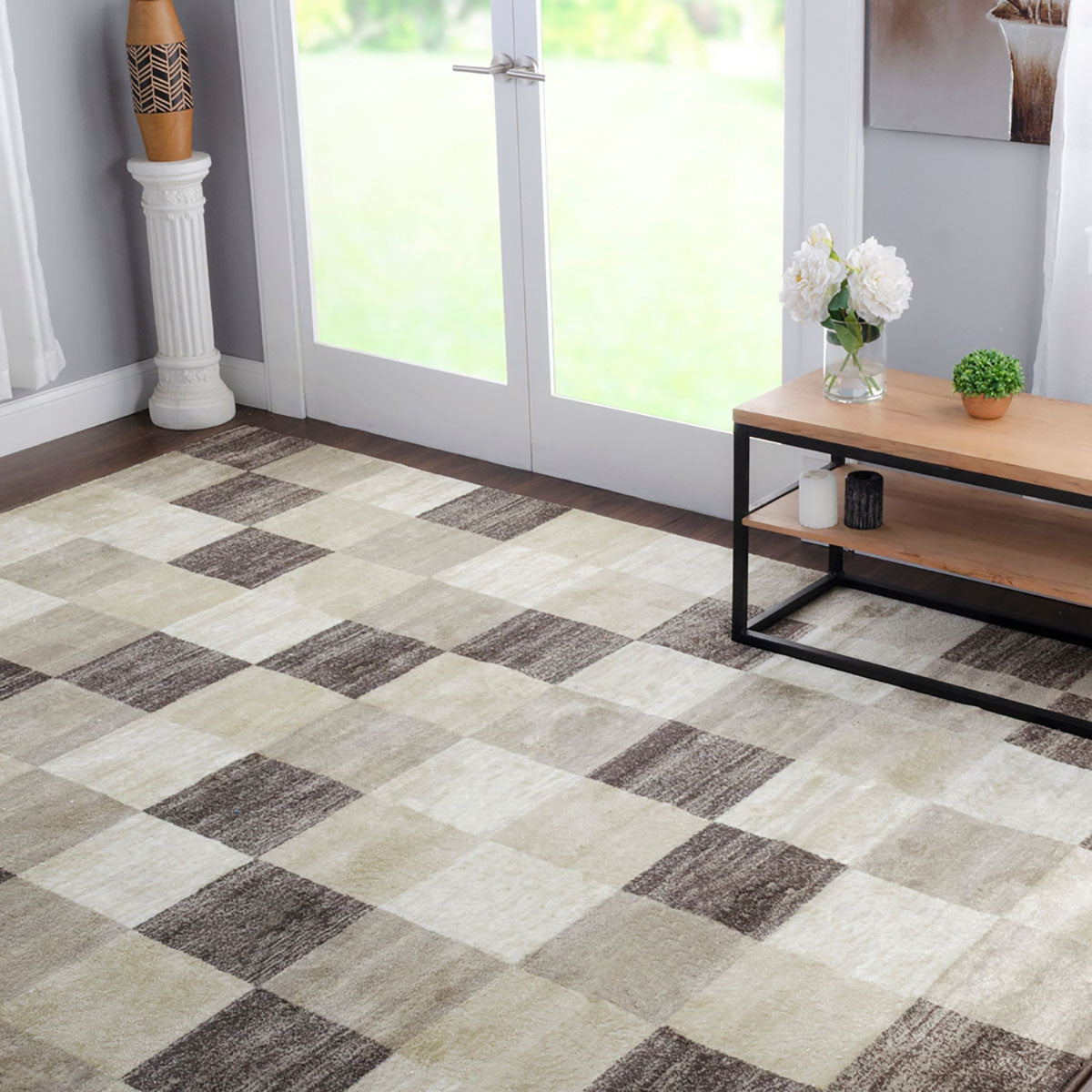 4' X 6' Beige Geometric Power Loom Stain Resistant Area Rug