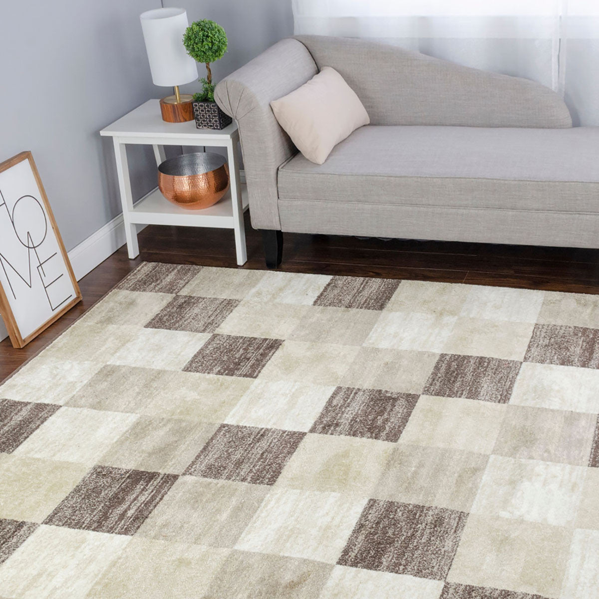 4' X 6' Beige Geometric Power Loom Stain Resistant Area Rug