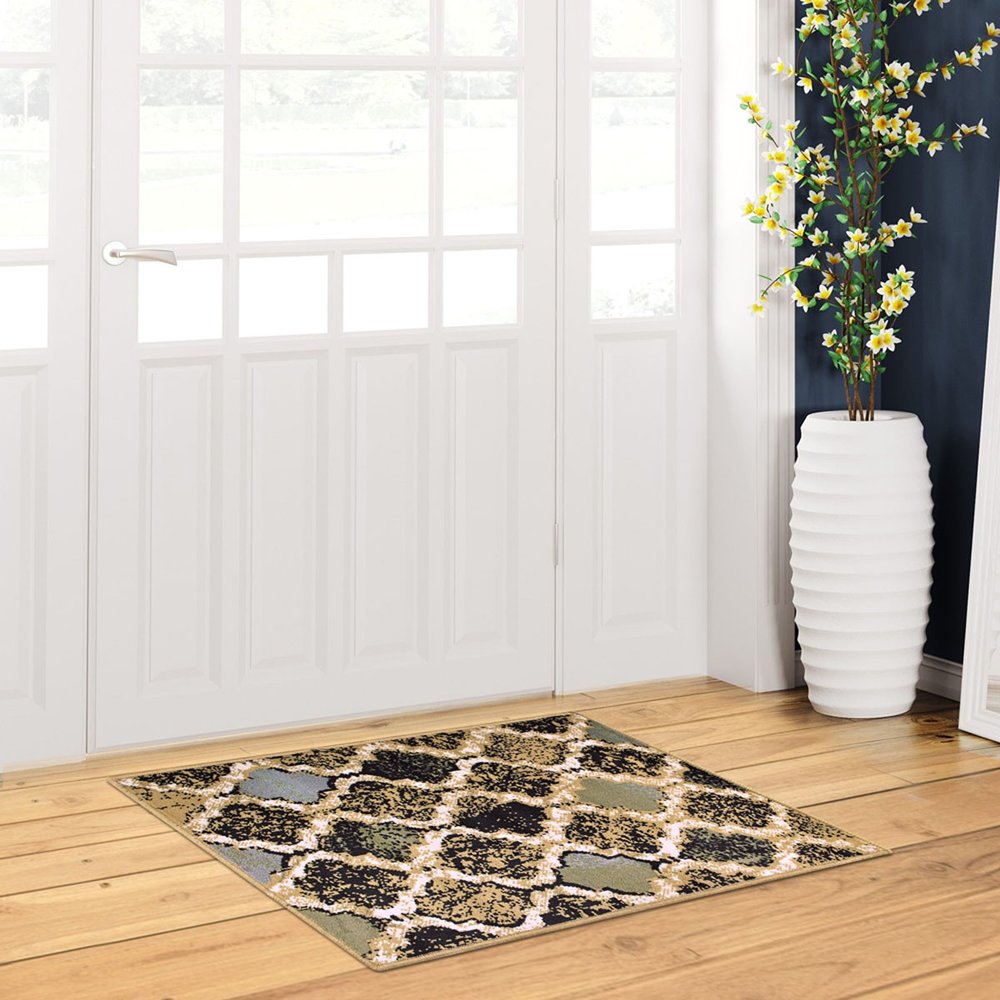 2' X 3' Black And Ivory Quatrefoil Distressed Area Rug