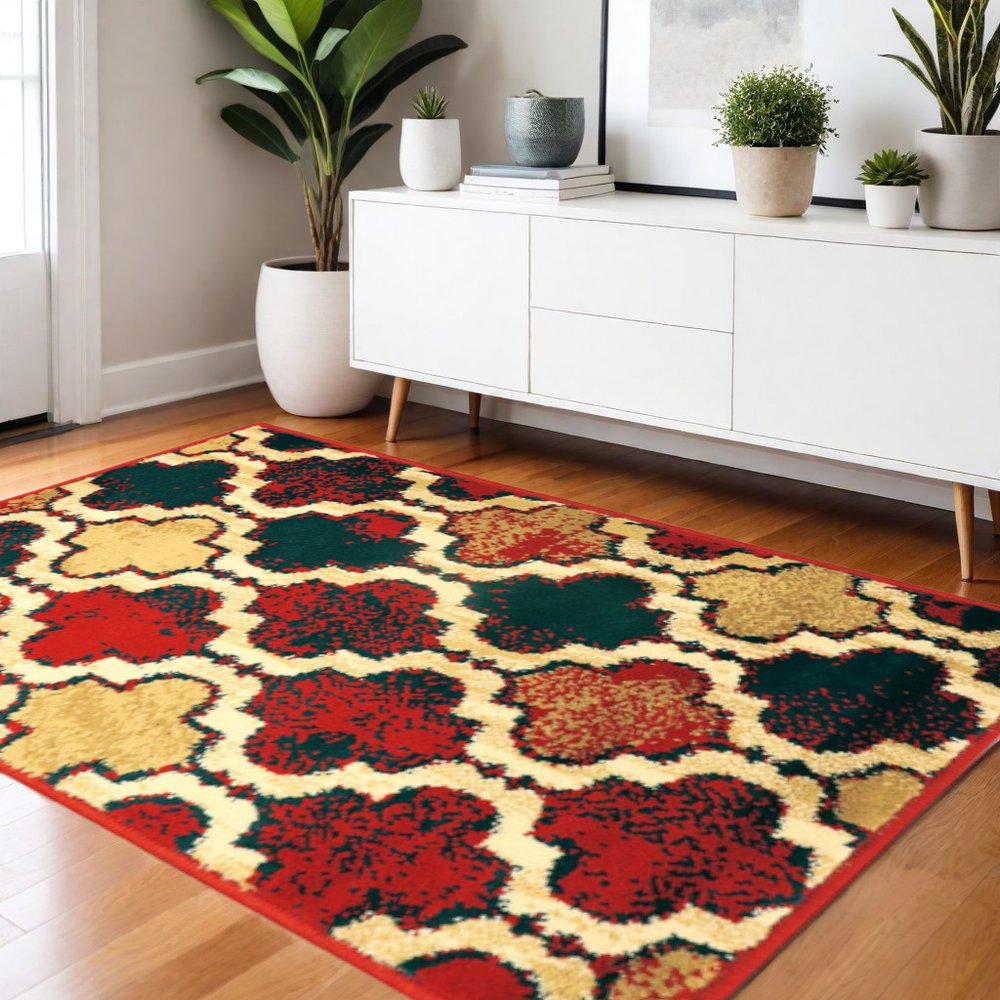 4' X 6' Blue And Red Quatrefoil Distressed Area Rug