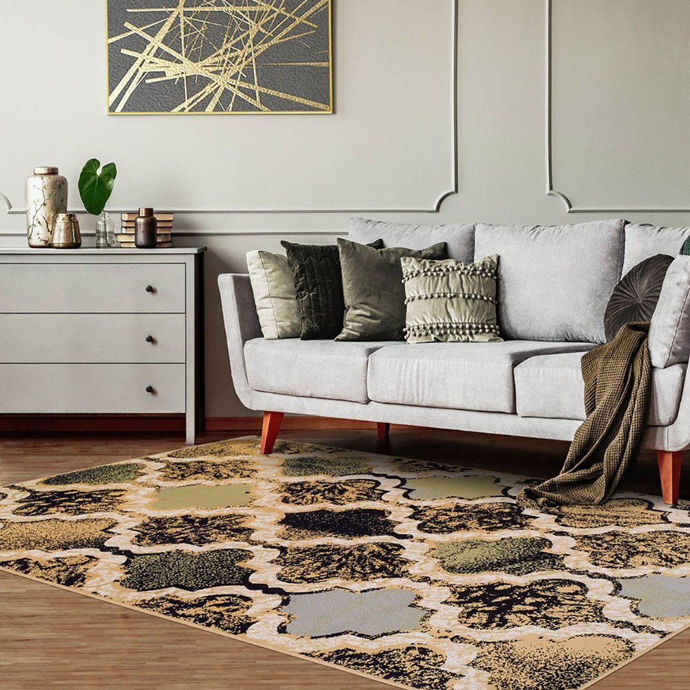 5' X 8' Black And Ivory Quatrefoil Distressed Area Rug