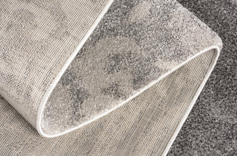 4' X 6' Grey Damask Power Loom Stain Resistant Area Rug