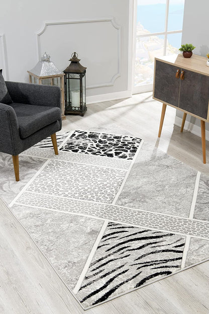 4' X 6' Grey Geometric Power Loom Stain Resistant Area Rug