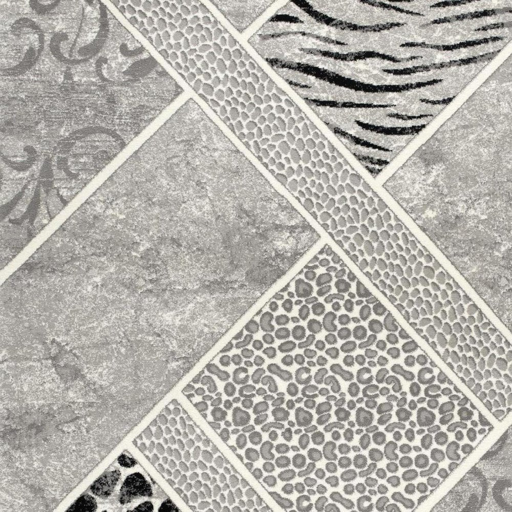 4' X 6' Grey Geometric Power Loom Stain Resistant Area Rug