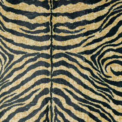 8' X 8' Black and Gold Round Animal Print Shag Handmade Non Skid Area Rug