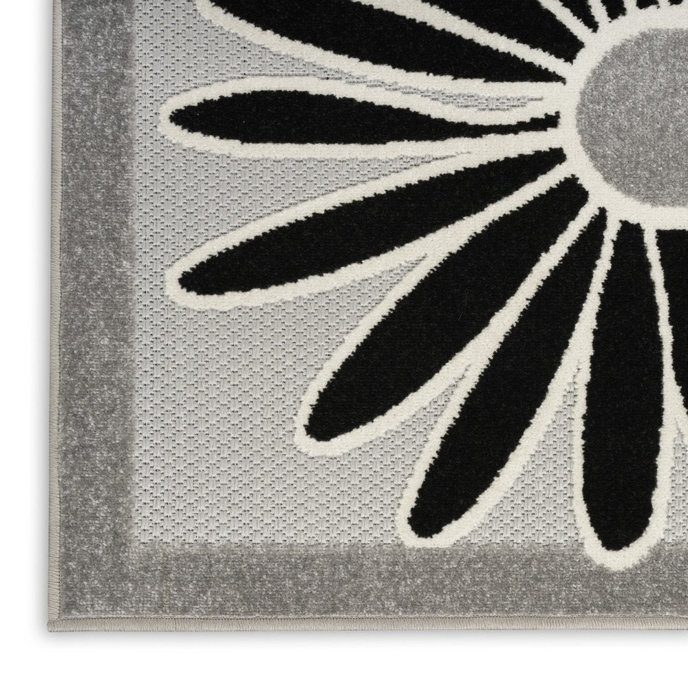 5' X 8' Black And White Floral Stain Resistant Non Skid Area Rug