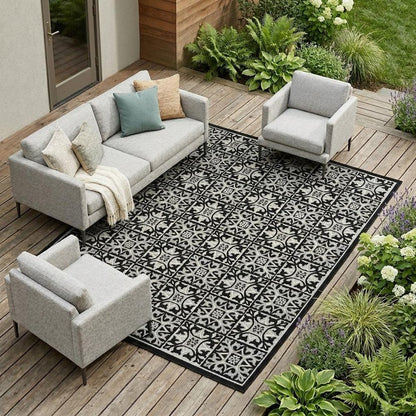 8' X 11' Black and White Geometric Non Skid Indoor Outdoor Area Rug