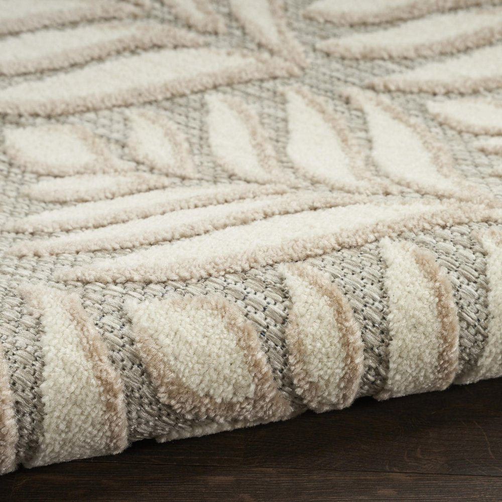 6' X 9' Ivory And Grey Floral Stain Resistant Non Skid Area Rug