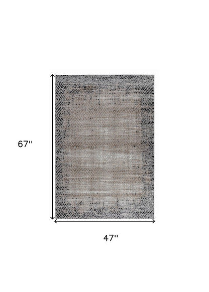 4' X 6' Brown Geometric Area Rug