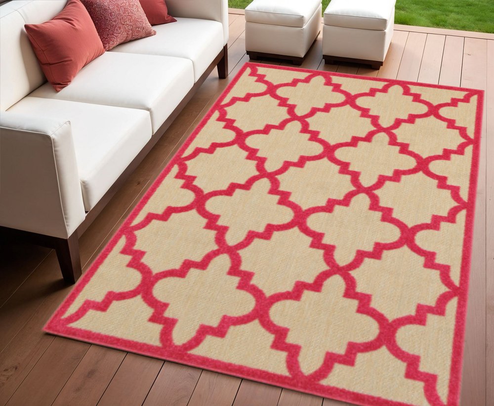 4' X 5' Red Geometric Stain Resistant Indoor Outdoor Area Rug