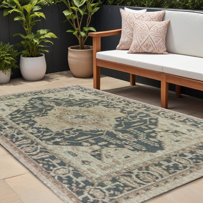 7' X 9' Gray Oriental Stain Resistant Indoor Outdoor Area Rug