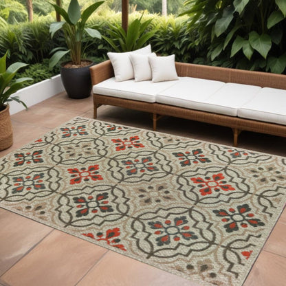 7' X 9' Gray Geometric Stain Resistant Indoor Outdoor Area Rug