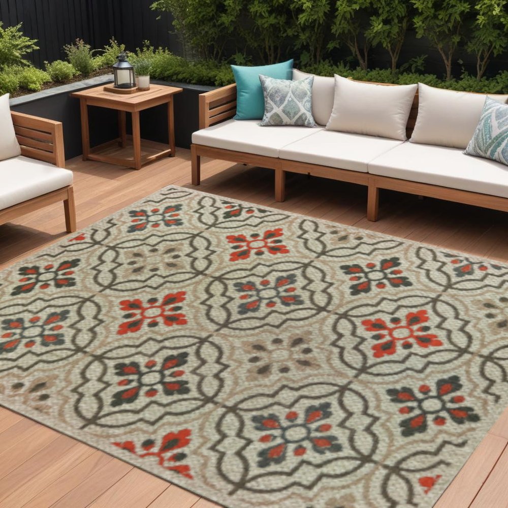 8' x 10' Gray Geometric Stain Resistant Indoor Outdoor Area Rug