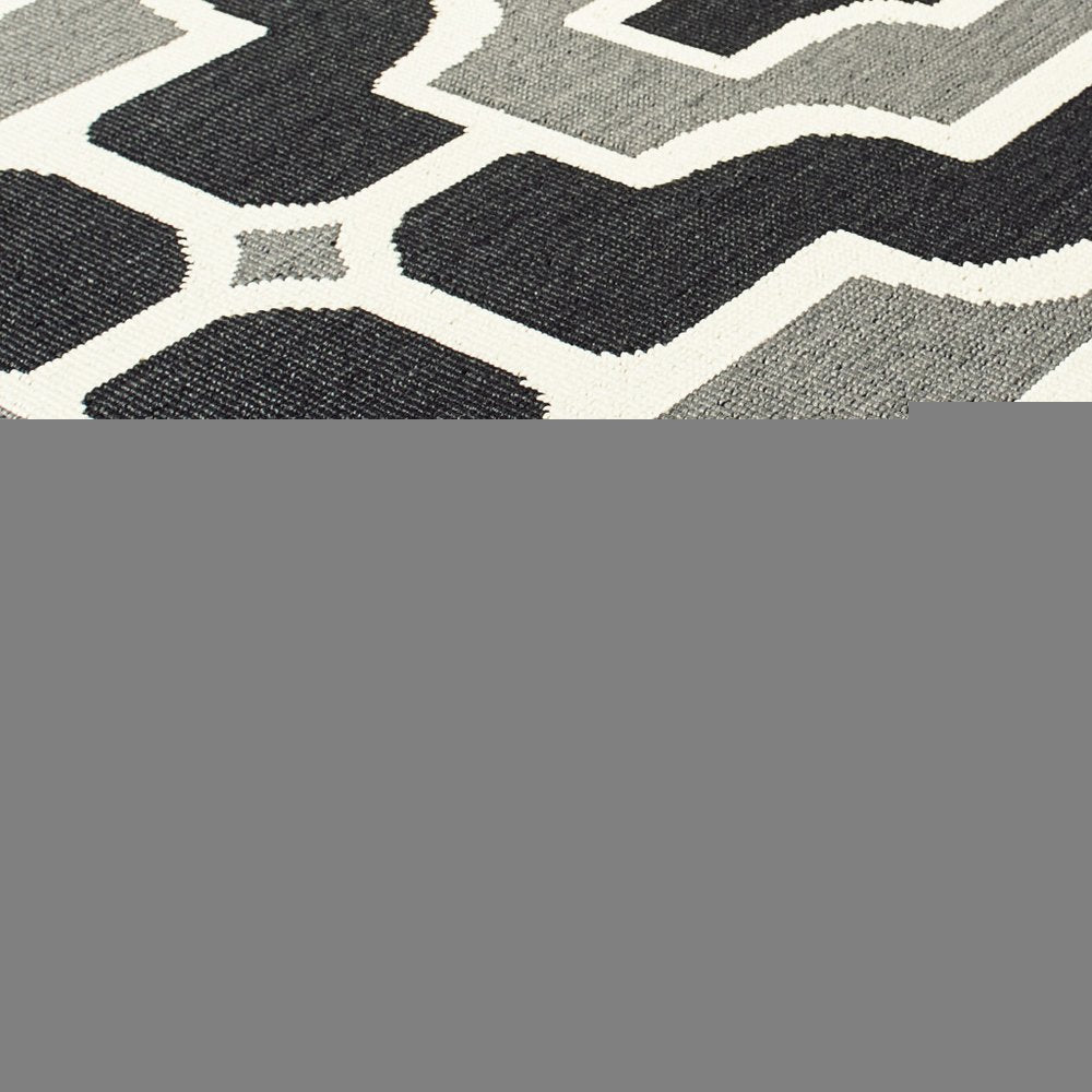 4' X 6' Black and Gray Geometric Stain Resistant Indoor Outdoor Area Rug