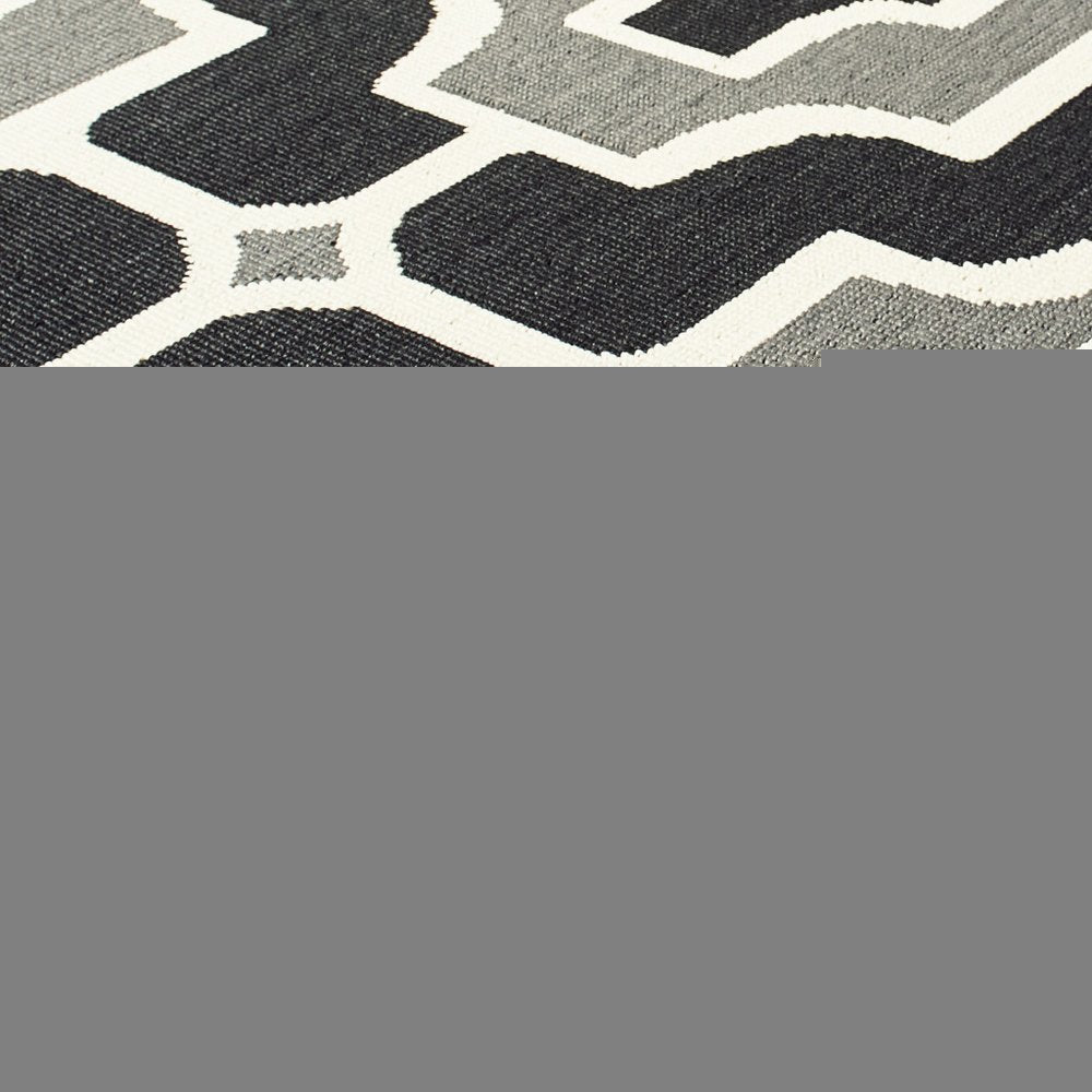 7' X 10' Black and Gray Geometric Stain Resistant Indoor Outdoor Area Rug