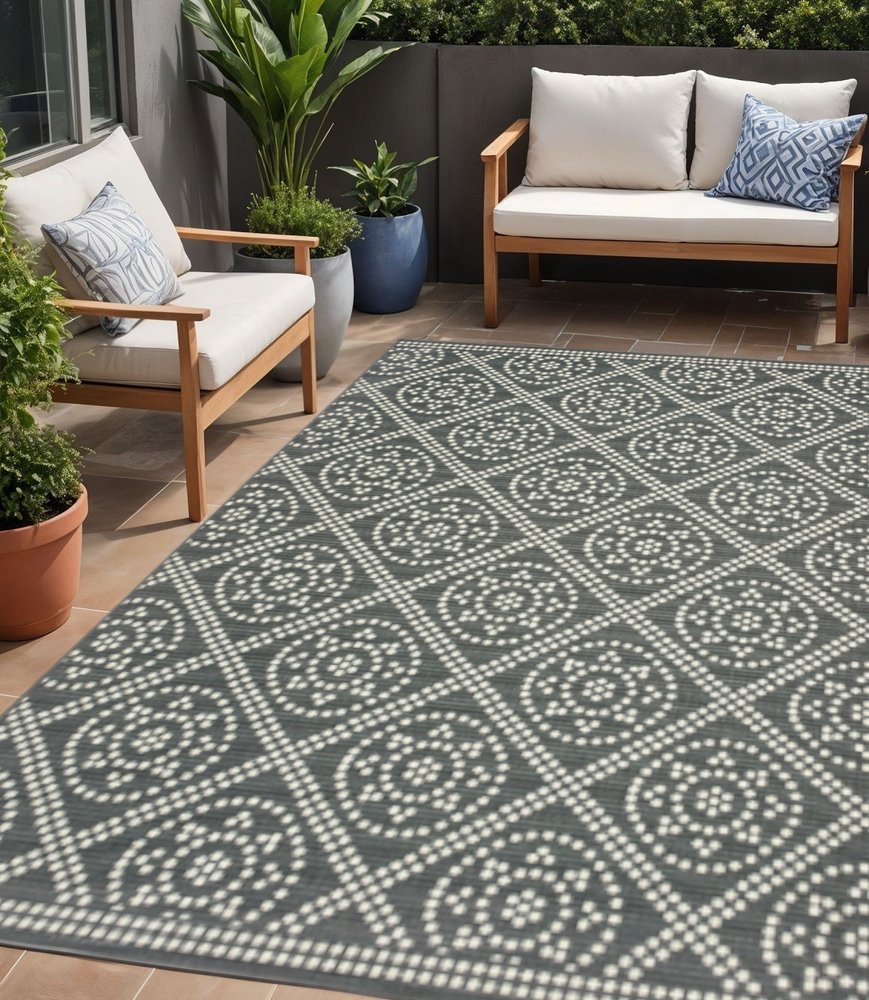 5' X 8' Gray and Ivory Geometric Stain Resistant Indoor Outdoor Area Rug