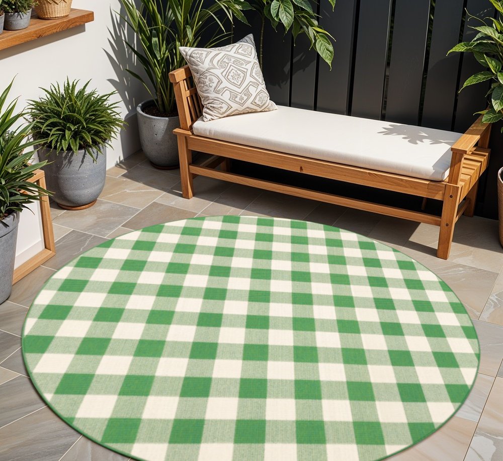 8' X 8' Green and Ivory Round Geometric Stain Resistant Indoor Outdoor Area Rug
