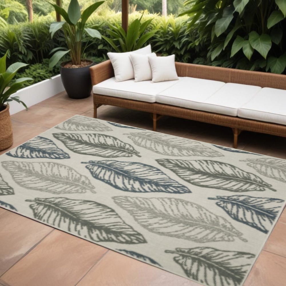 7' X 9' Beige Floral Stain Resistant Indoor Outdoor Area Rug