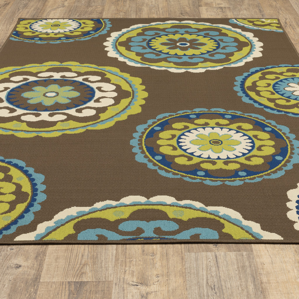 2' X 4' Brown Floral Medallion Stain Resistant Indoor Outdoor Area Rug